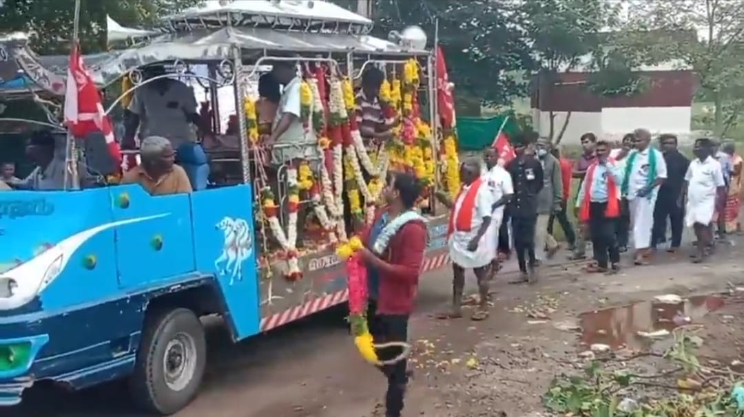 இடதுசாரி கட்சித் தலைவர்கள் அஞ்சலி!